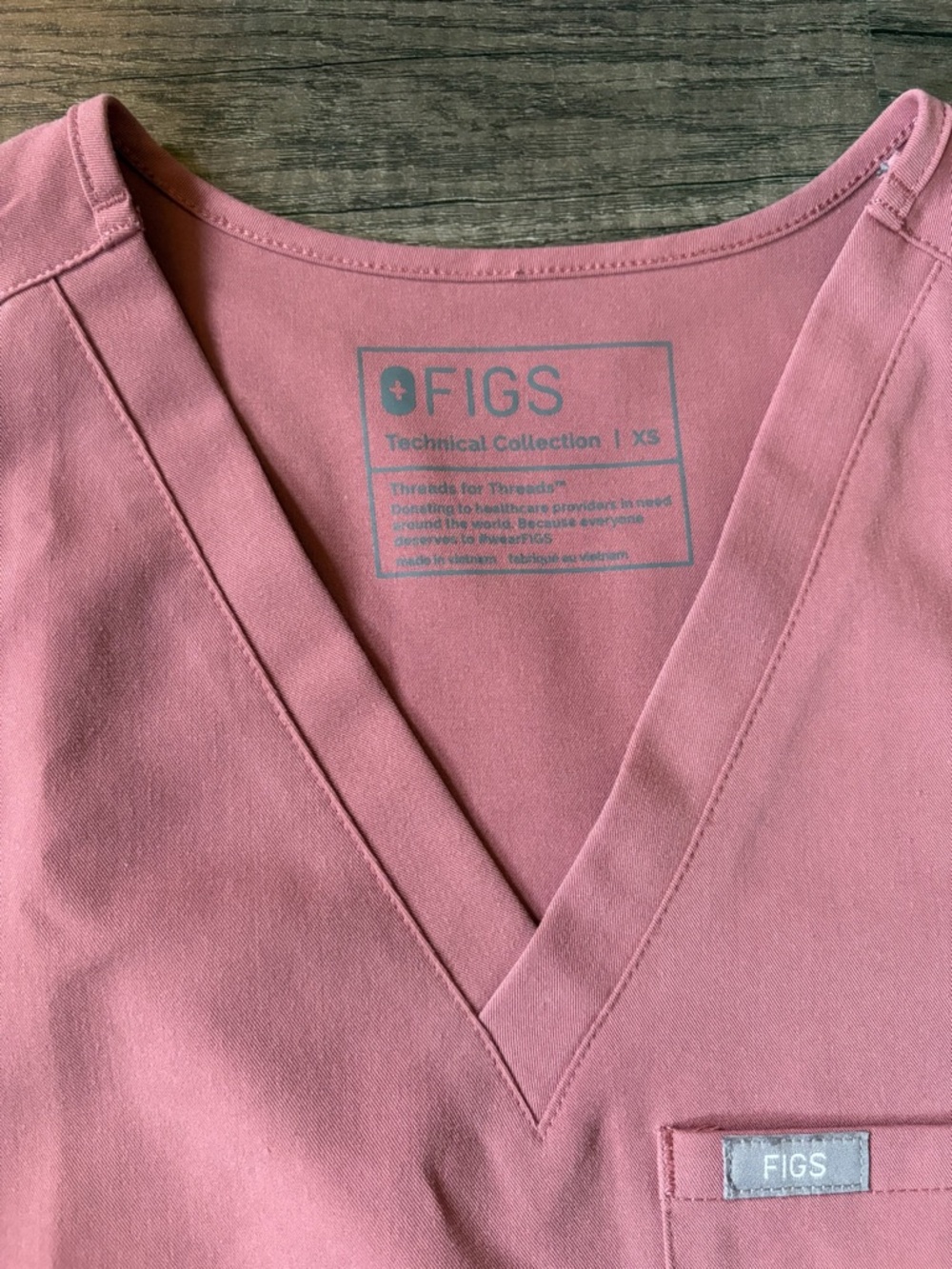 FIGS Scrub Set in Dusty Rose/ Pink Blush Catarina One-Pocket Zamora Jogger - Picture 3 of 12
